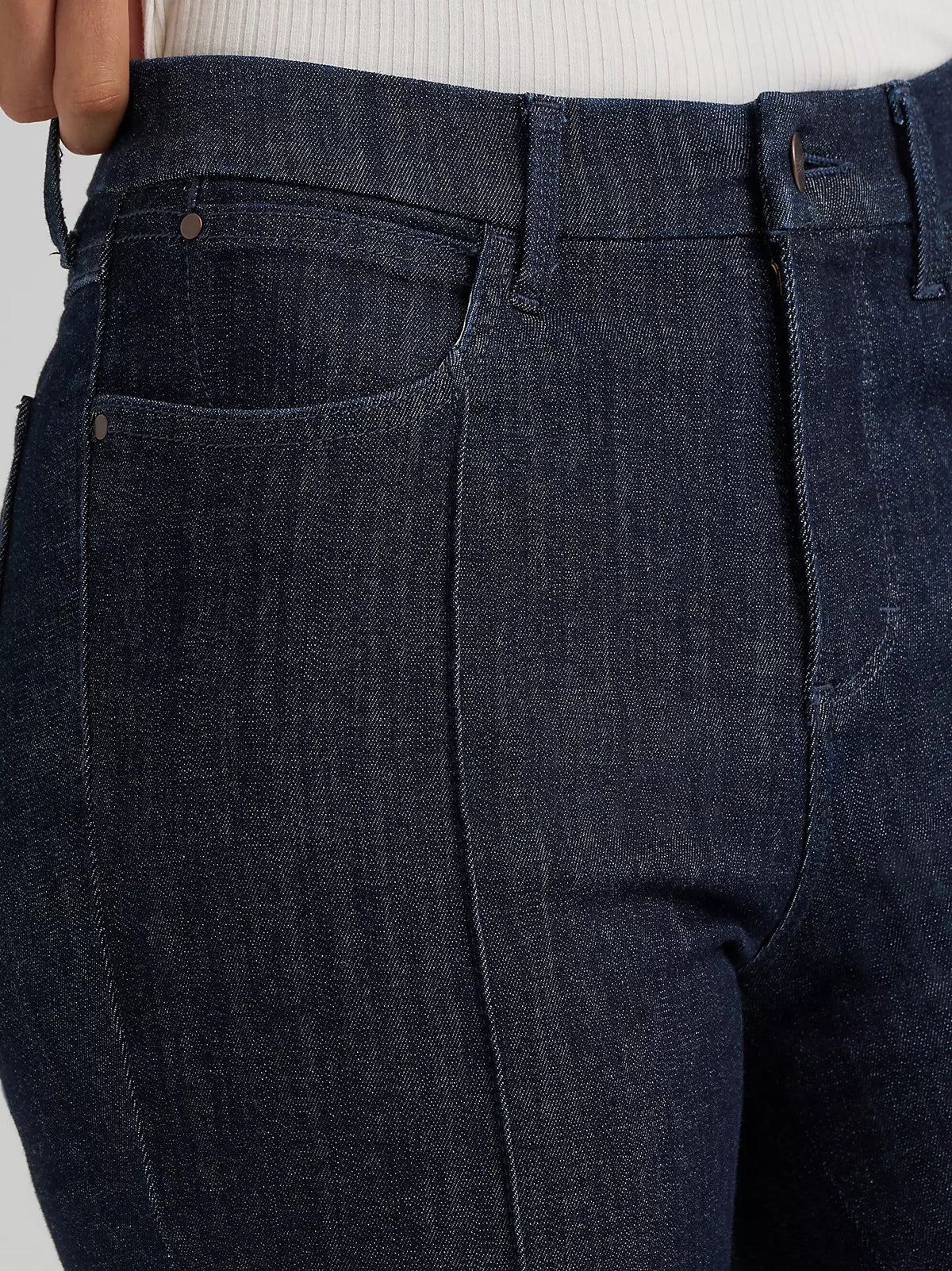 Wrangler Women's Bespoke Pintuck Bootcut Jean - 30L