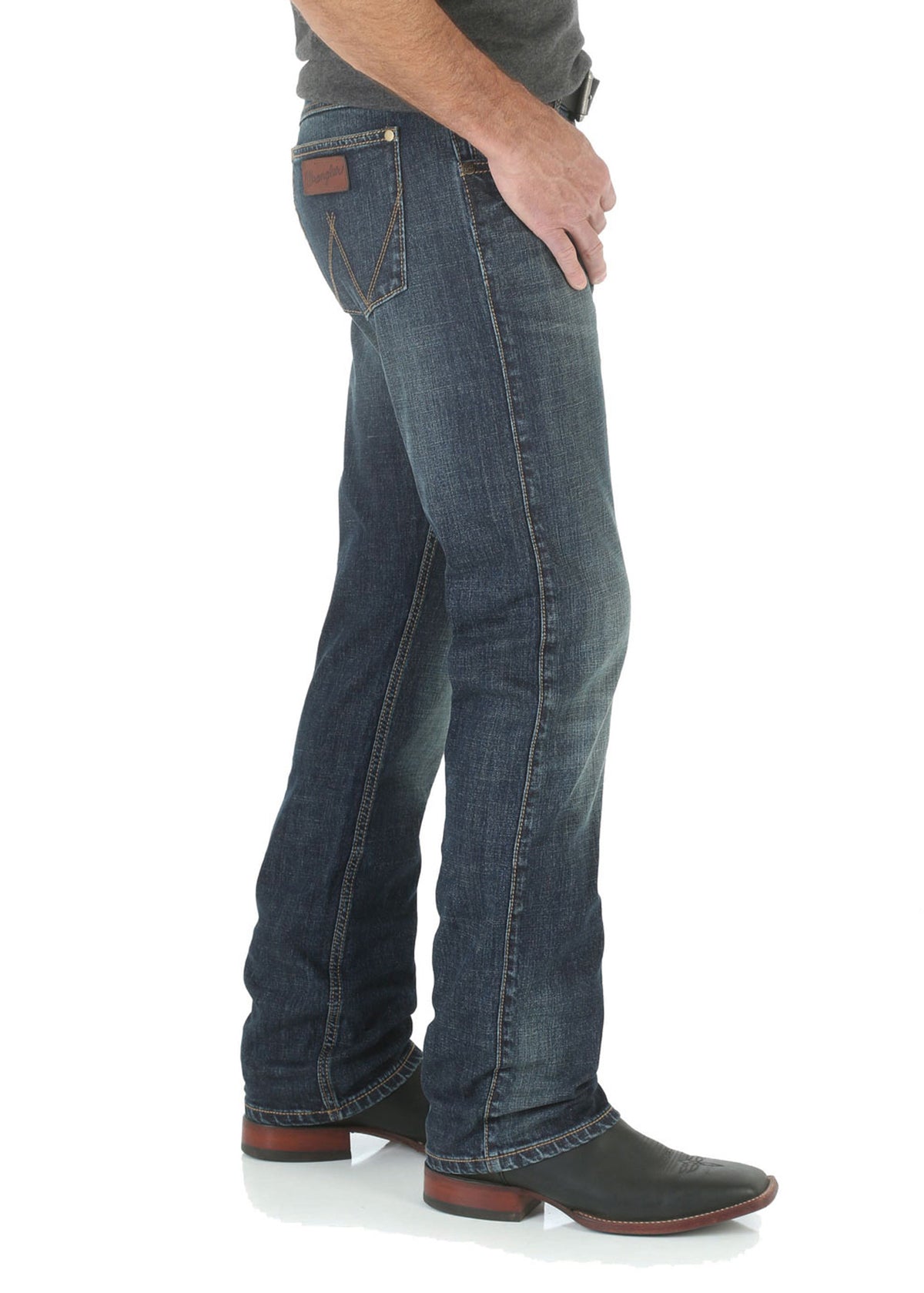 Wrangler Men's Retro Slim Straight Jean