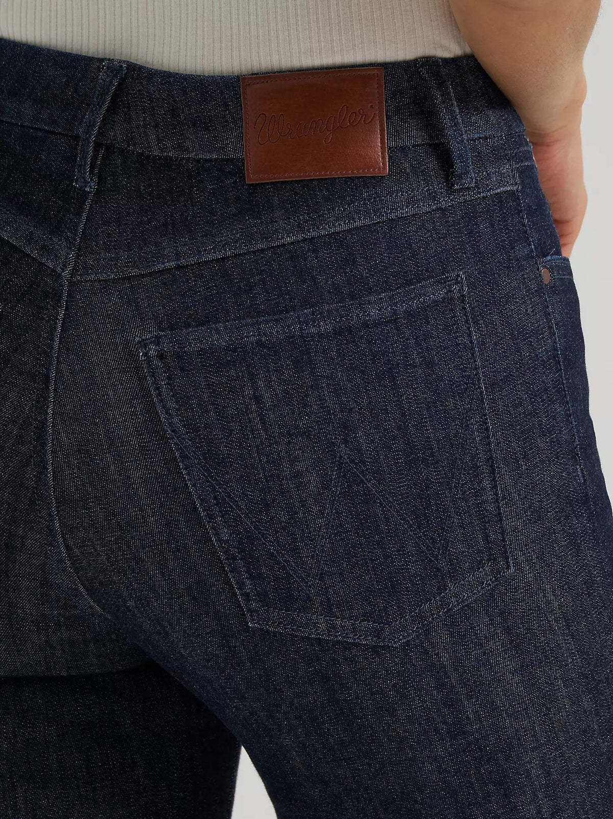 Wrangler Women's Bespoke Pintuck Bootcut Jean - 30L