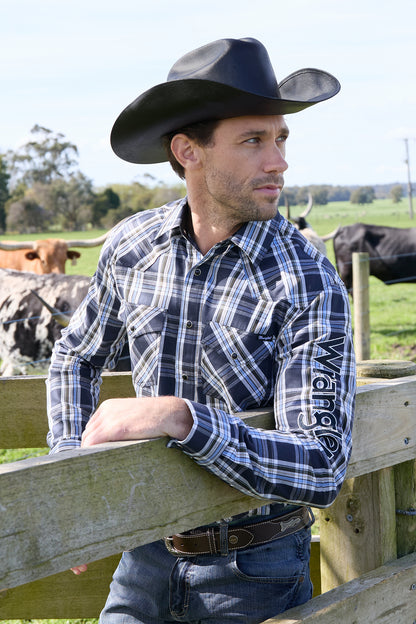 Wrangler Men's Finn Logo L/S Shirt