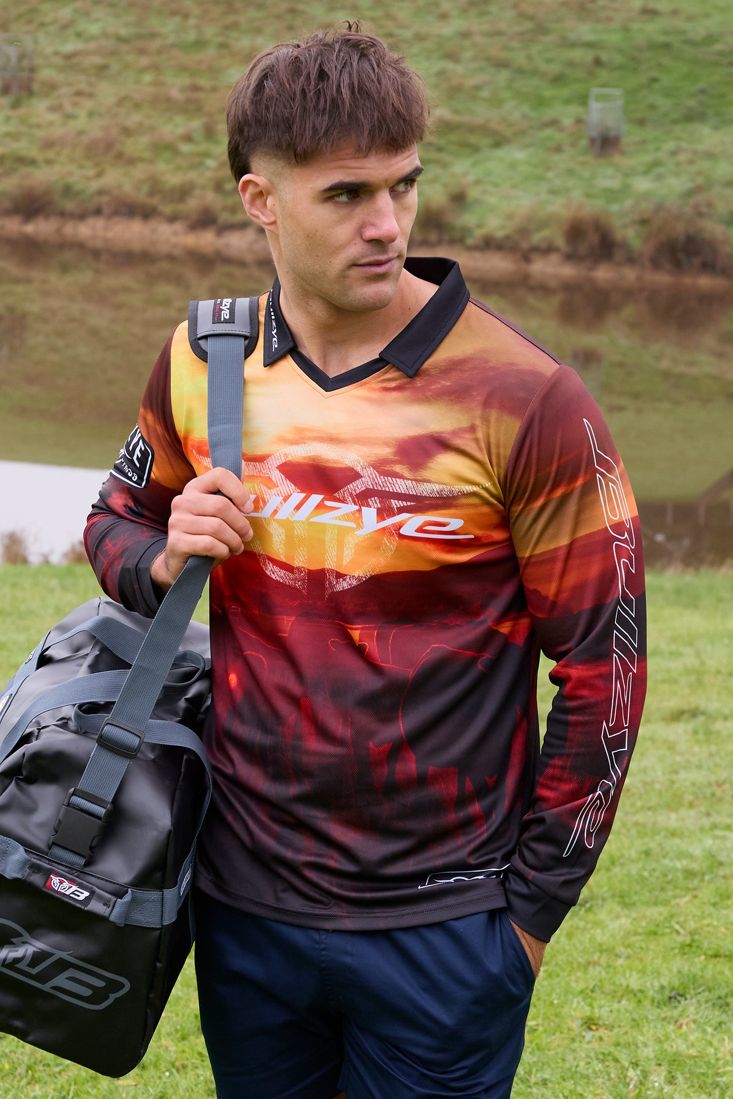 Bullzye Men's Cam L/S Tee