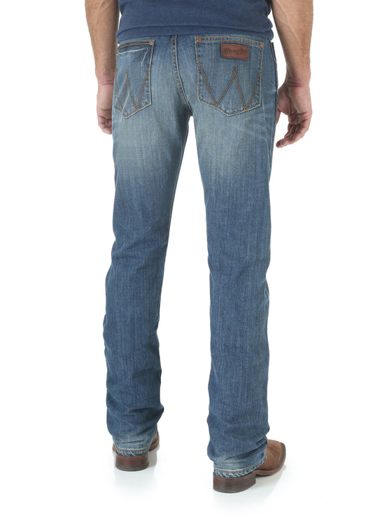 Wrangler Men's Retro Slim Straight Jean