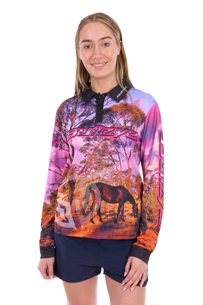 Bullzye Women’s Grazing Horse L/S Tee