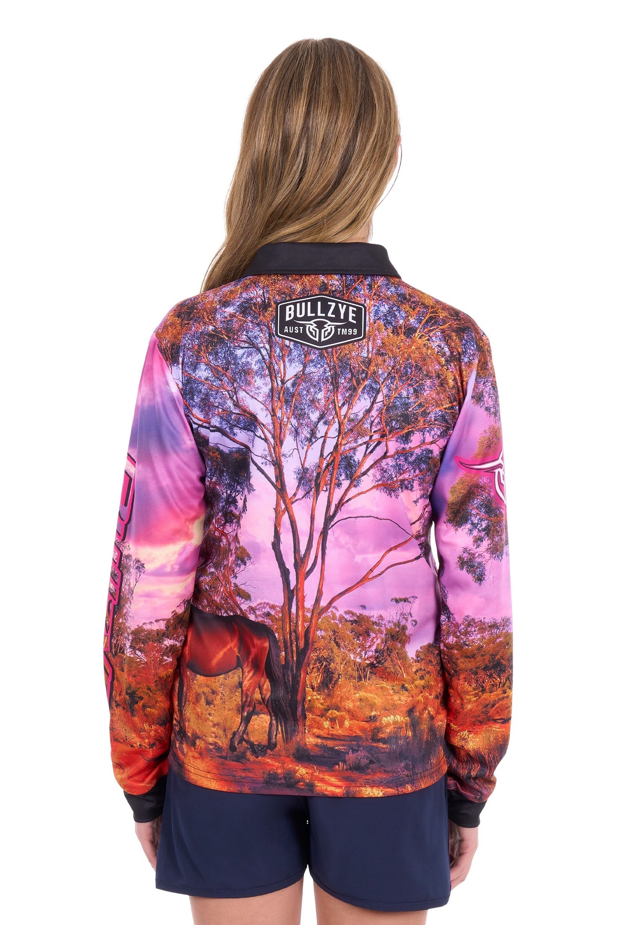 Bullzye Women’s Grazing Horse L/S Tee