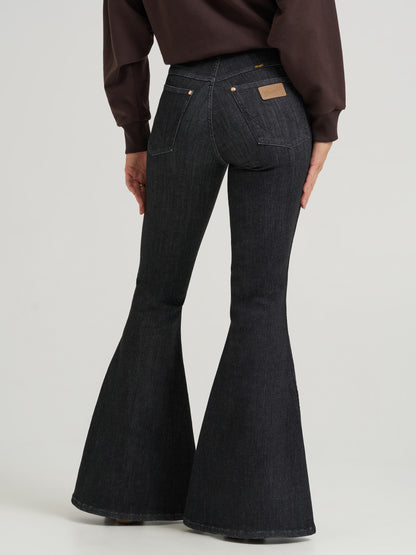Wrangler x Lainey Wilson Women's Pull On Bell Bottom Jean - Washed Black