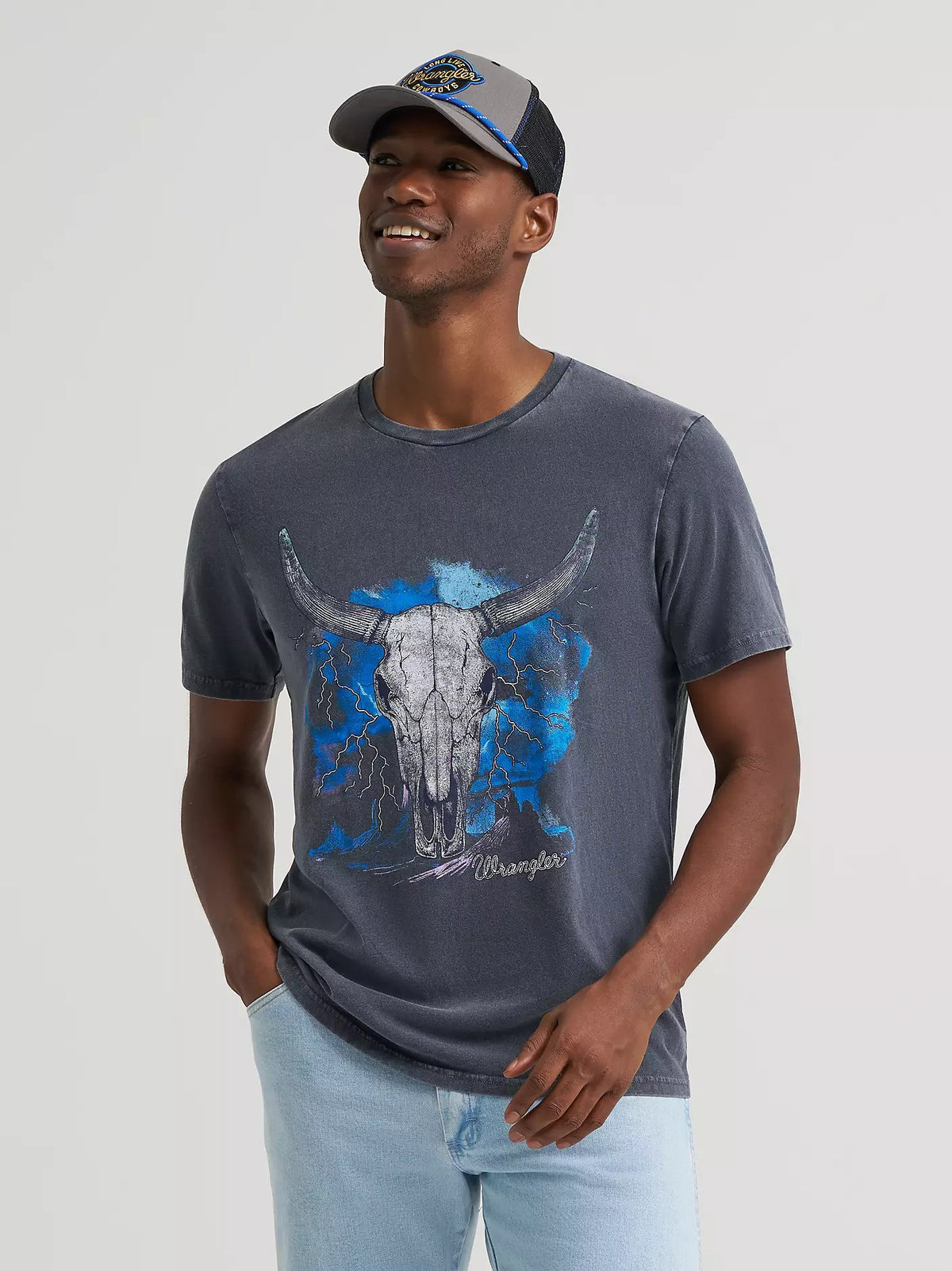 Wrangler Men's Lightening Strike Graphic T-Shirt